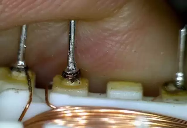 Poor soldering tin of enameled wire